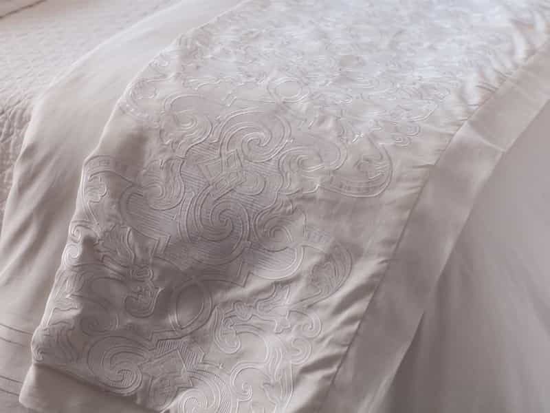 Mozart Luxury Bedding White Linen Throw Blanket 