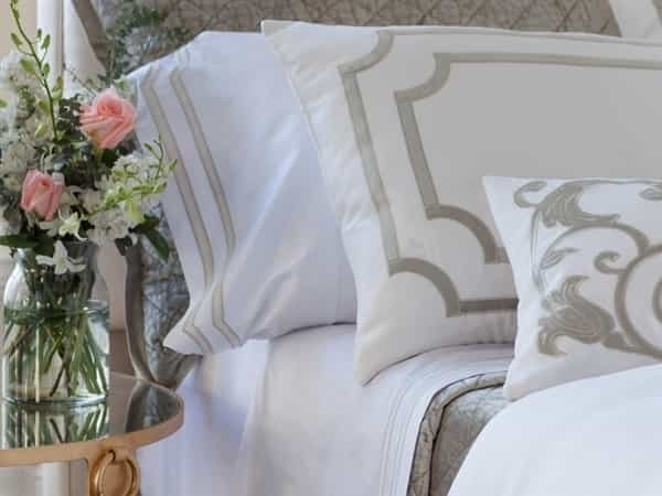 Soho King 300TC White/Oyster Luxury Bedding Sheet Set