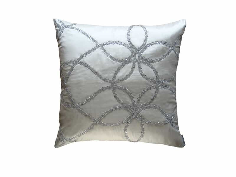 WHIMSICAL SQ. IVORY PILLOW / IVORY SILK / CLEAR GLASS CRYSTALS 22X22